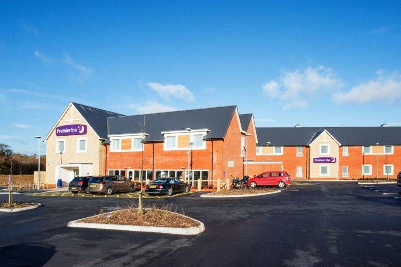 Premier Inn Isle Of Wight Sandown Shanklin Exterior photo