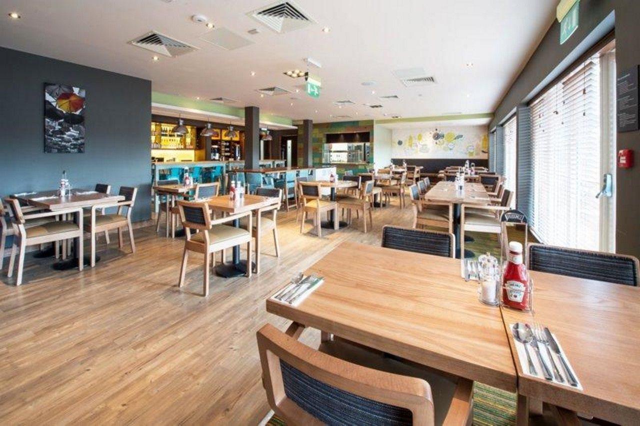 Premier Inn Isle Of Wight Sandown Shanklin Exterior photo